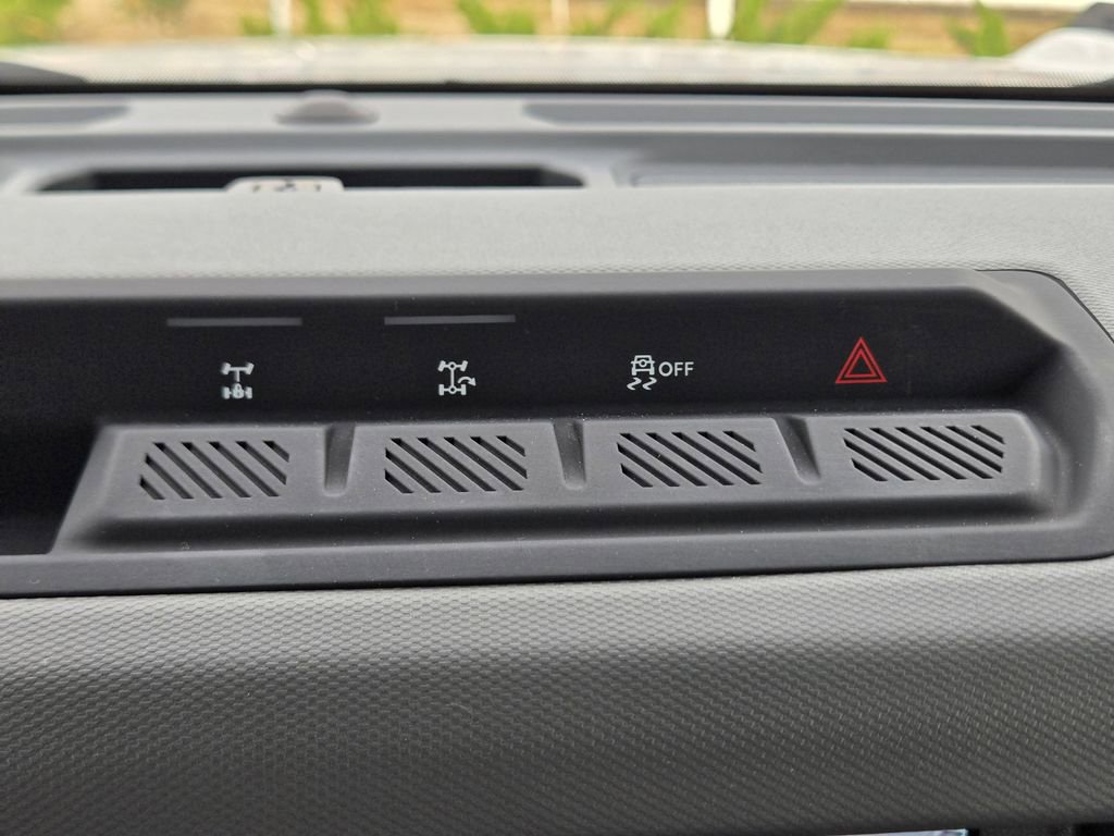 Used 2024 Ford Bronco Black Diamond image 24