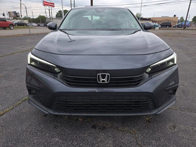 Used 2023 Honda Civic Touring image 3