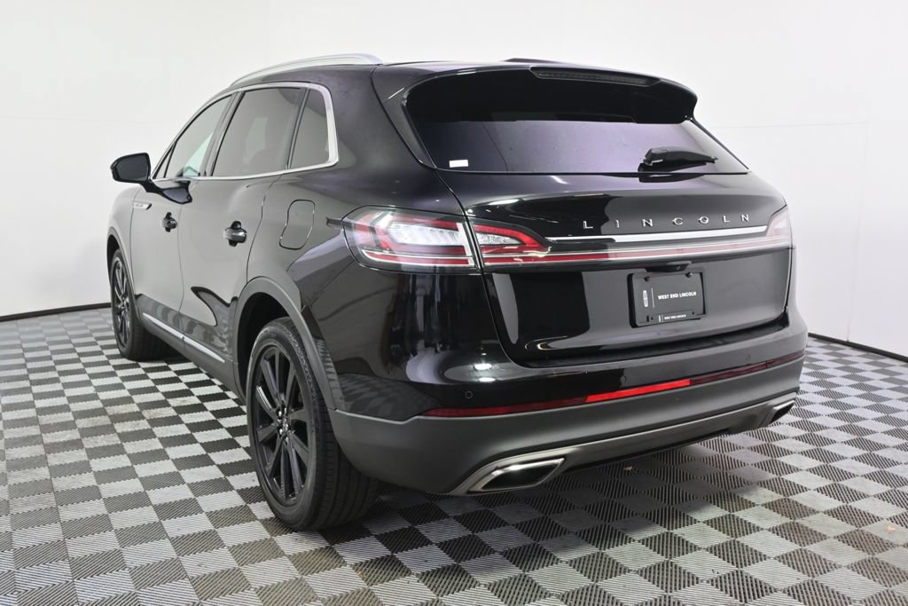 Used 2023 Lincoln Nautilus Reserve w/ Monochromatic Package AWD/4WD image 4