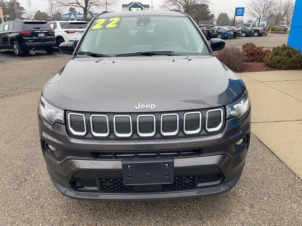 Used 2022 Jeep Compass Latitude image 8