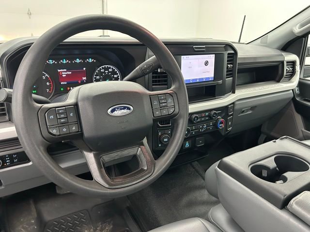 Used 2025 Ford F250 XL w/ XL Chrome Package image 28