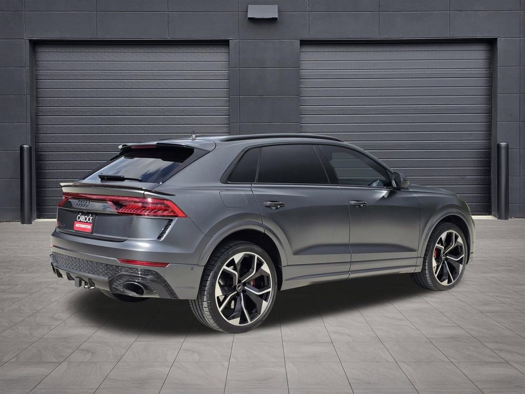 Used 2022 Audi RS Q8 AWD/4WD image 5