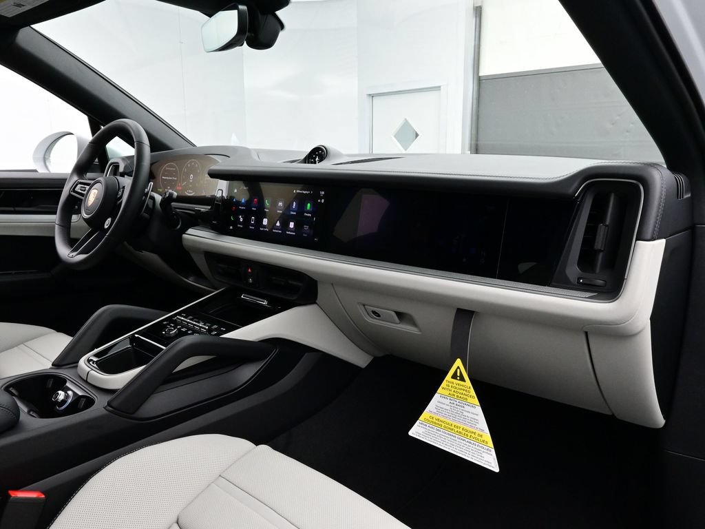 New 2026 Porsche Cayenne E-Hybrid Coupe AWD/4WD image 19