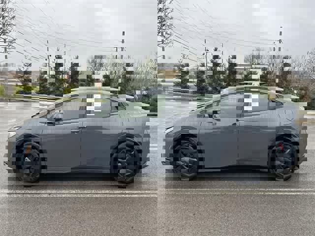 Used 2026 Toyota Prius Plug-In Hybrid image 2