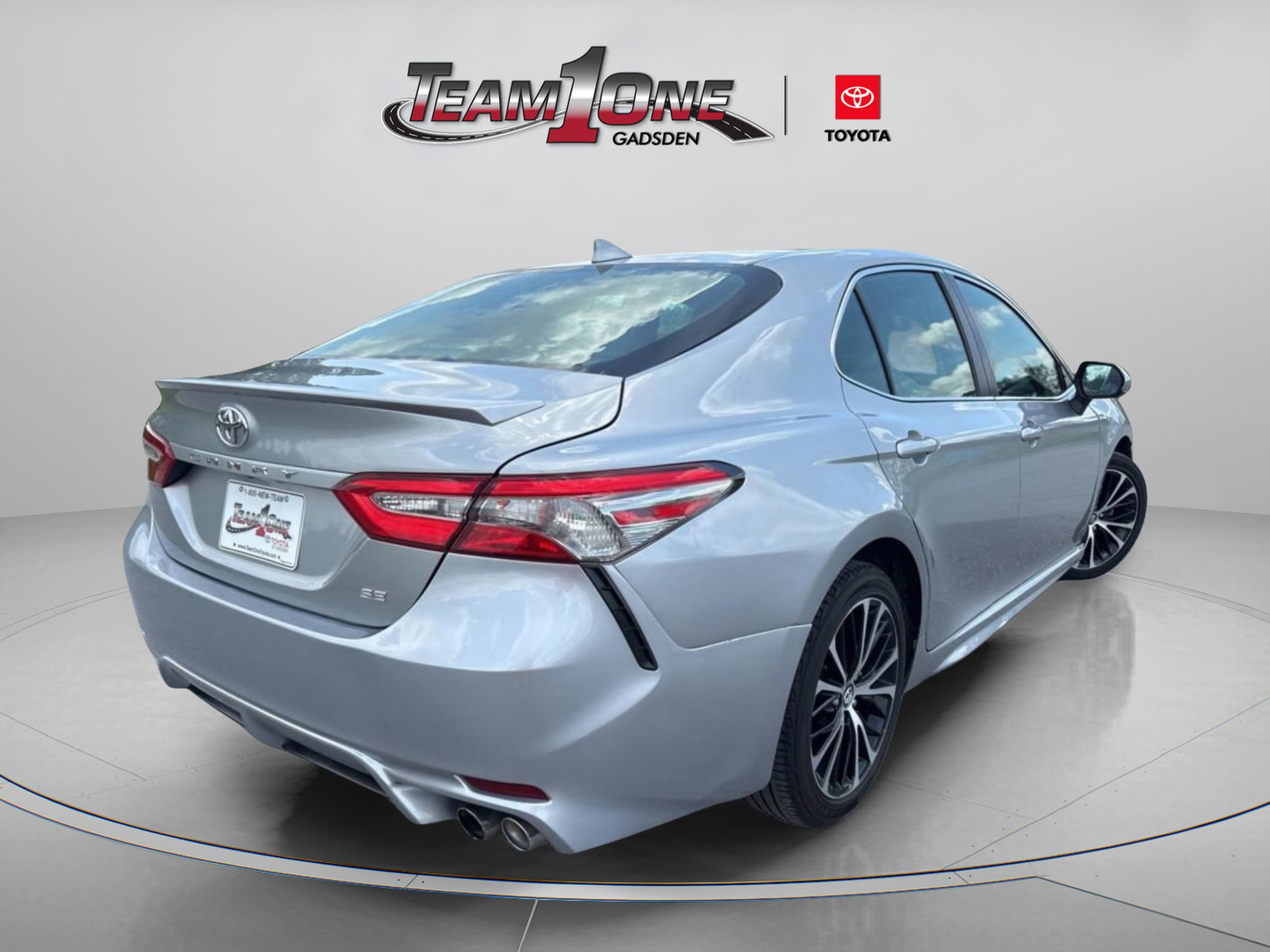 Used 2019 Toyota Camry SE FWD image 7