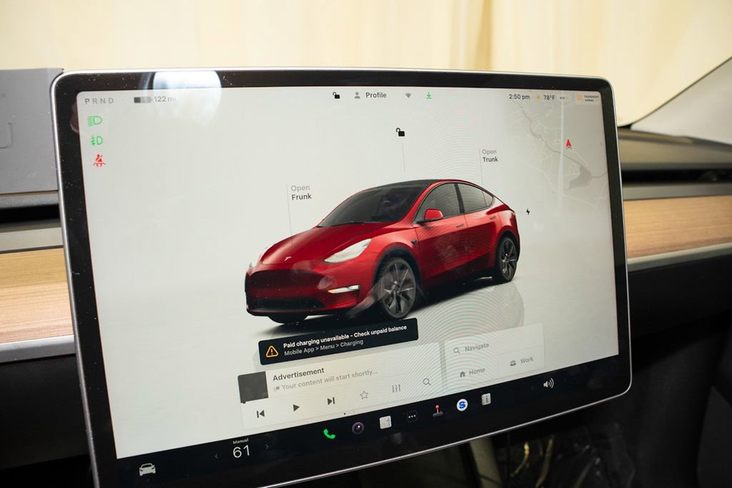 Used 2023 Tesla Model Y Long Range AWD/4WD image 14