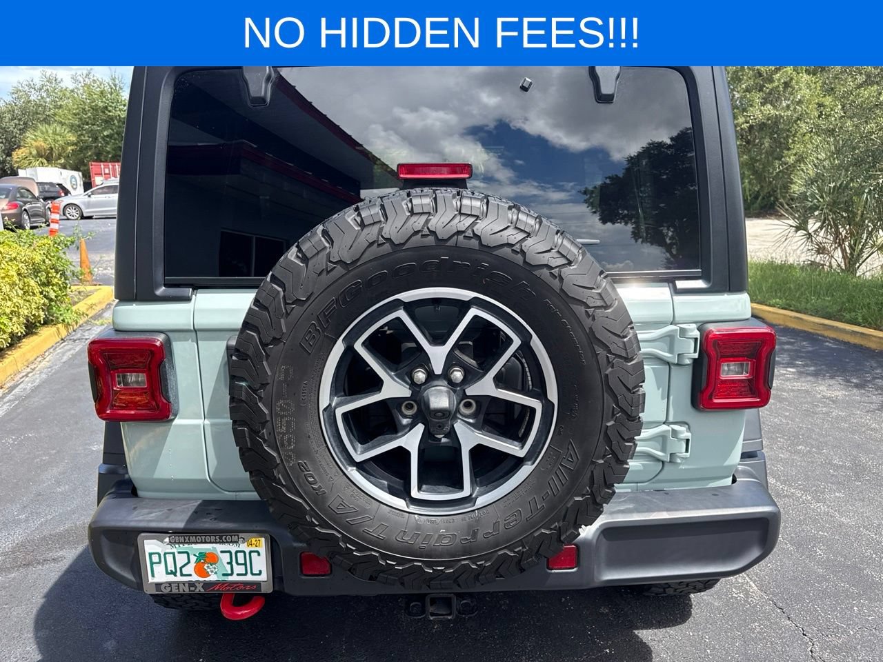 Used 2024 Jeep Wrangler Unlimited Rubicon AWD/4WD image 5