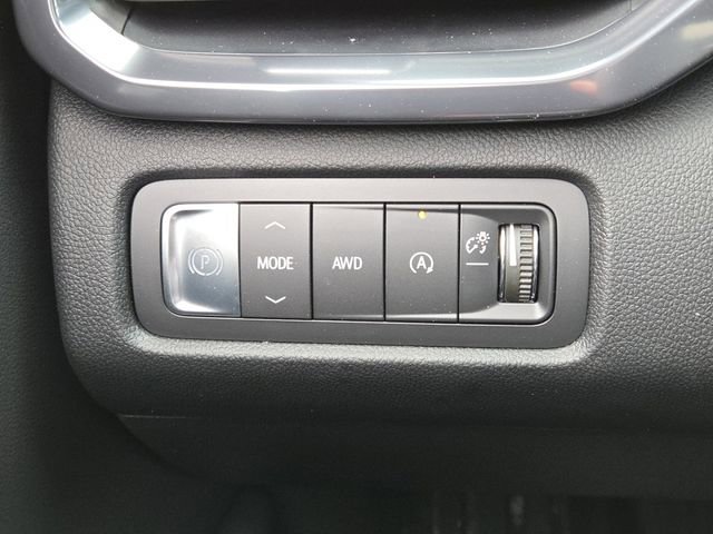 New 2026 GMC Acadia AT4 w/ Luxury Package image 13