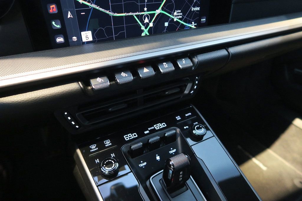 Used 2022 Porsche 911 Carrera image 28