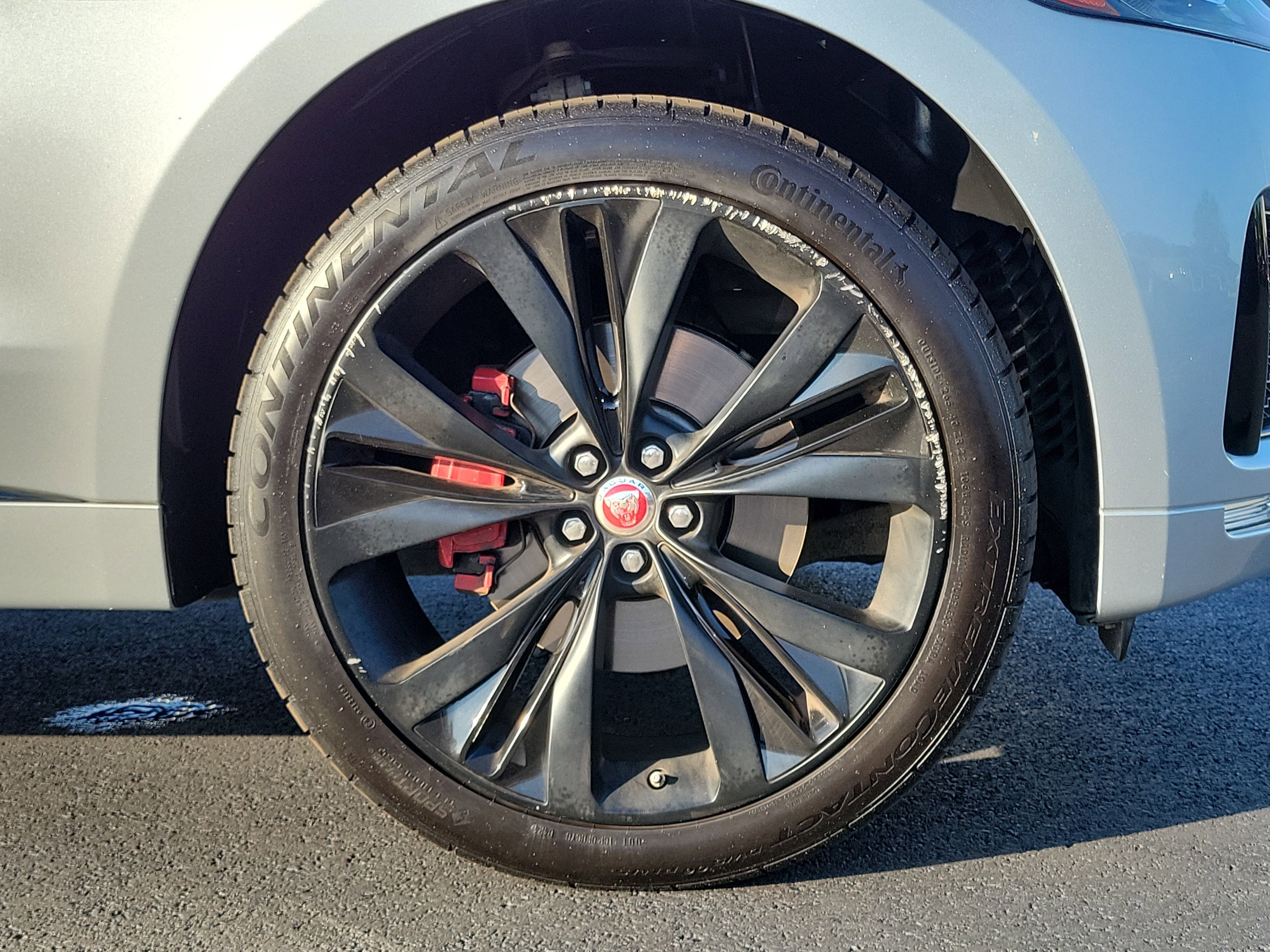 Used 2018 Jaguar F-PACE S image 5