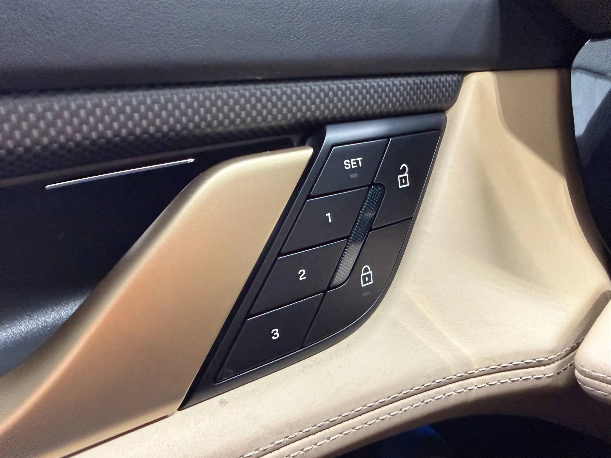 Used 2023 Porsche Taycan GTS image 34