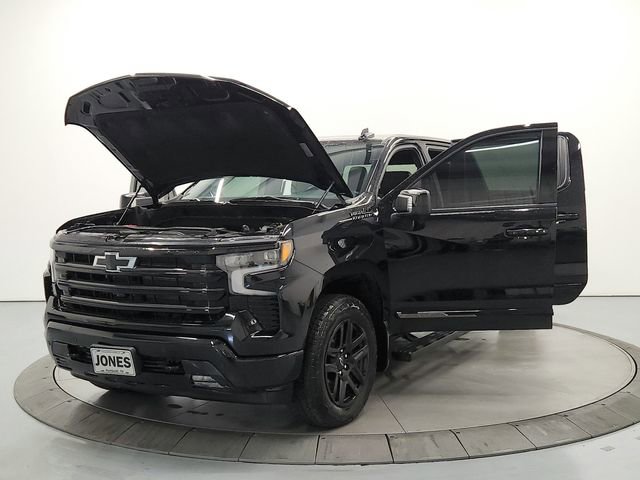 Used 2024 Chevrolet Silverado 1500 High Country w/ Midnight Edition AWD/4WD image 11