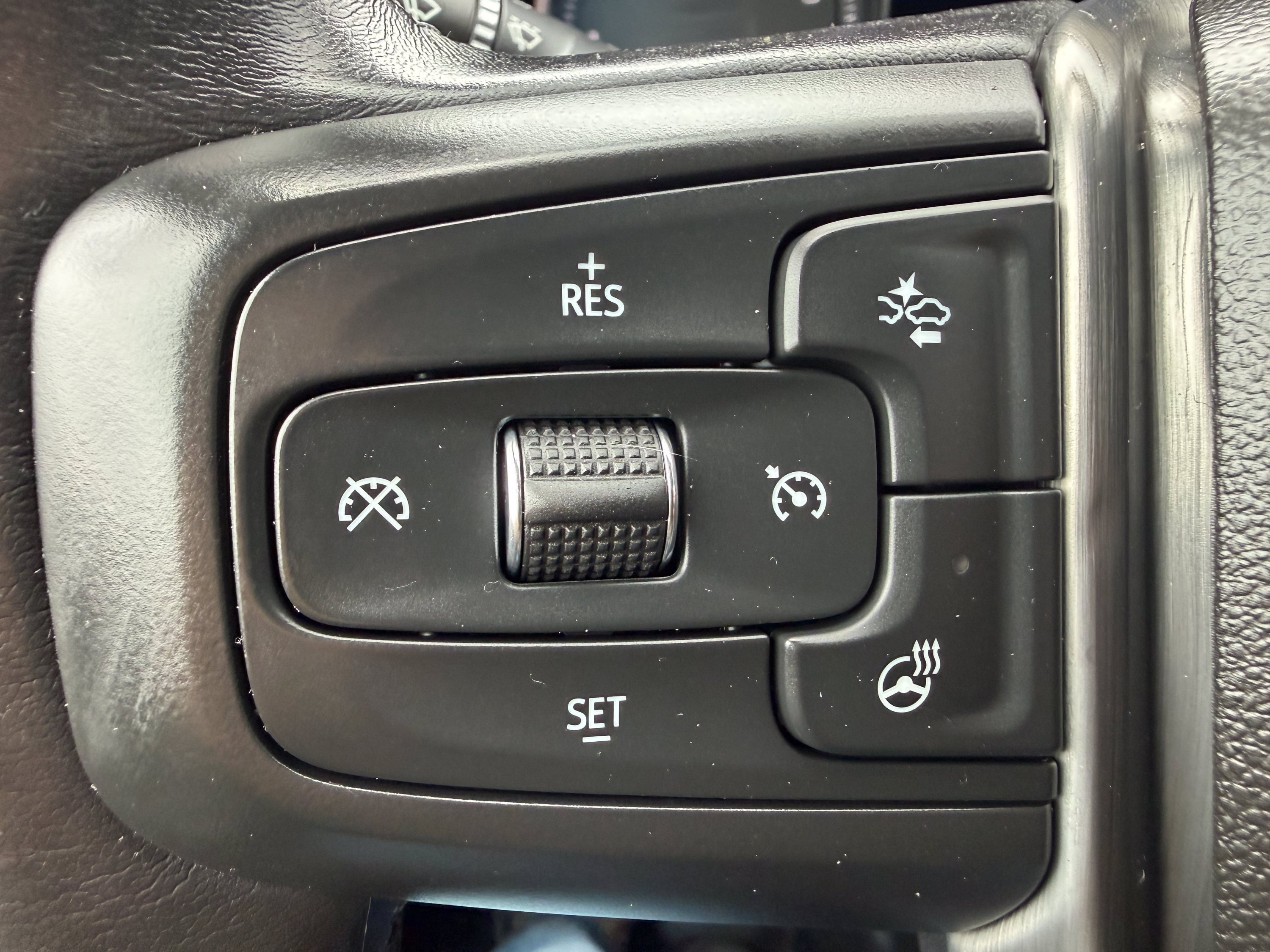 Used 2022 GMC Sierra 1500 Denali w/ Denali Premium Package AWD/4WD image 27
