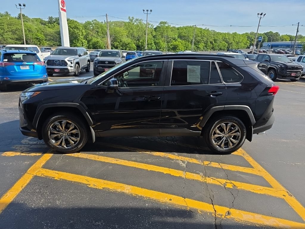 Certified 2025 Toyota RAV4 XLE Premium w/ Weather Package AWD/4WD image 8