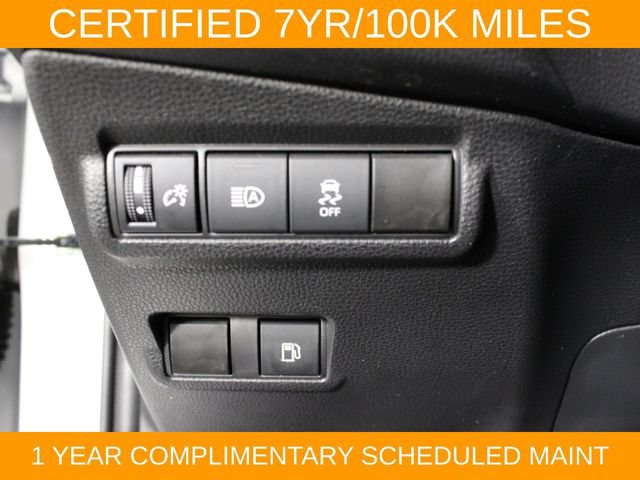 Used 2025 Toyota Corolla Cross AWD Hybrid image 19
