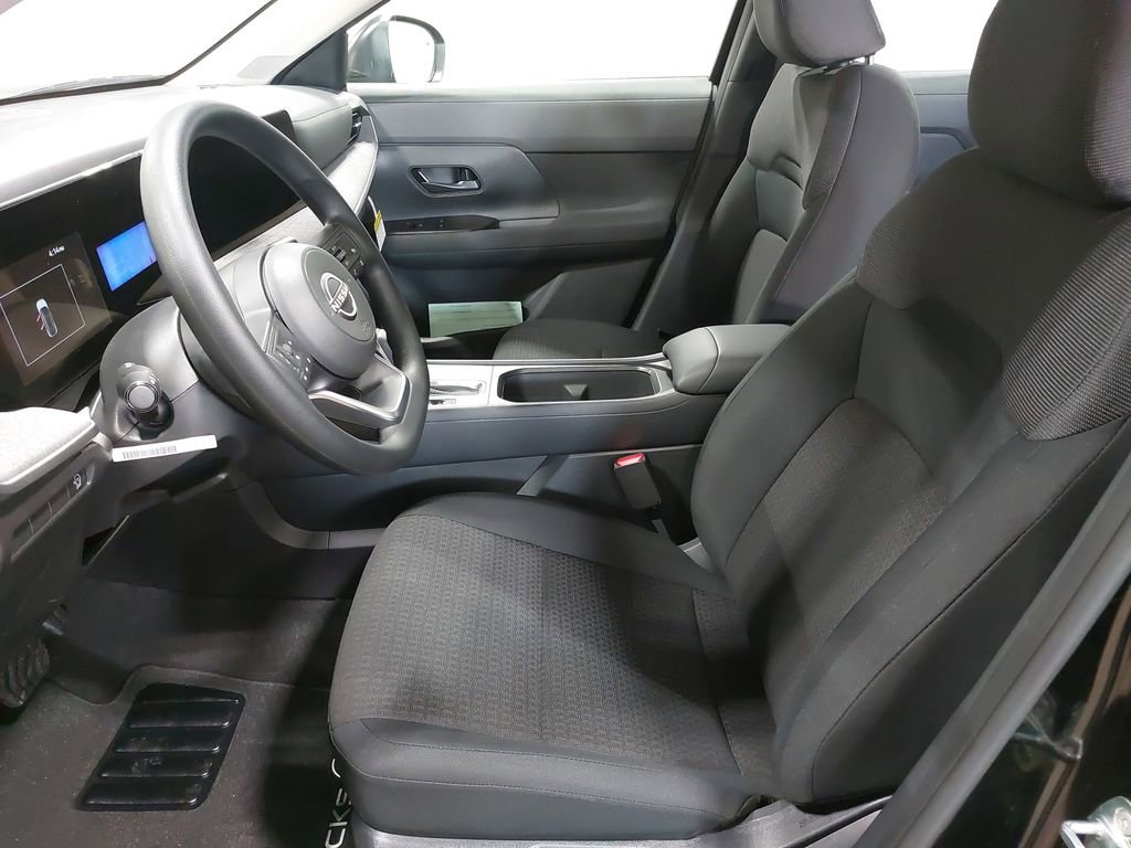 New 2026 Nissan Kicks S image 14