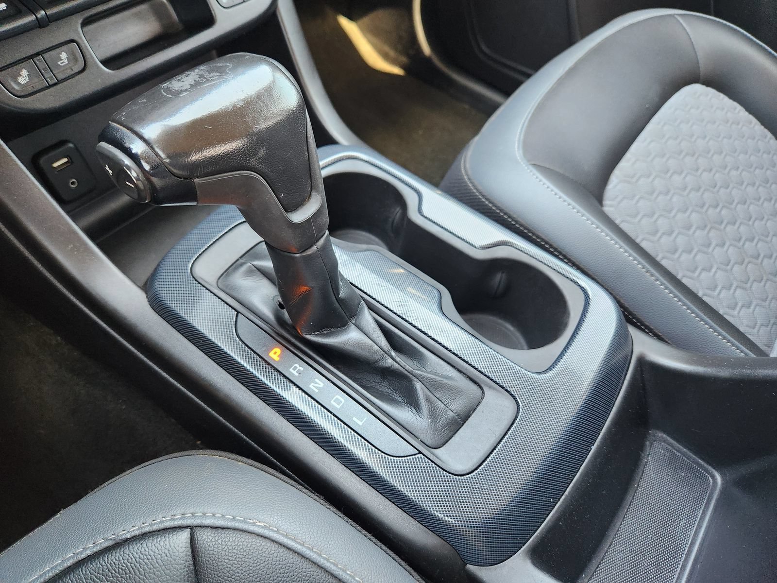 Used 2017 Chevrolet Colorado Z71 AWD/4WD image 28
