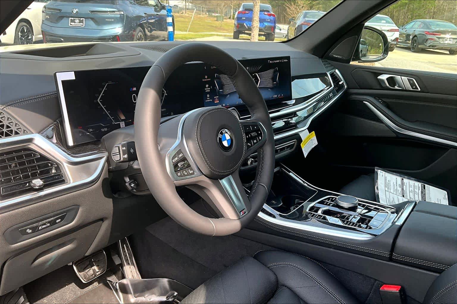 New 2026 BMW X5 xDrive40i w/ M Sport Package AWD/4WD image 9