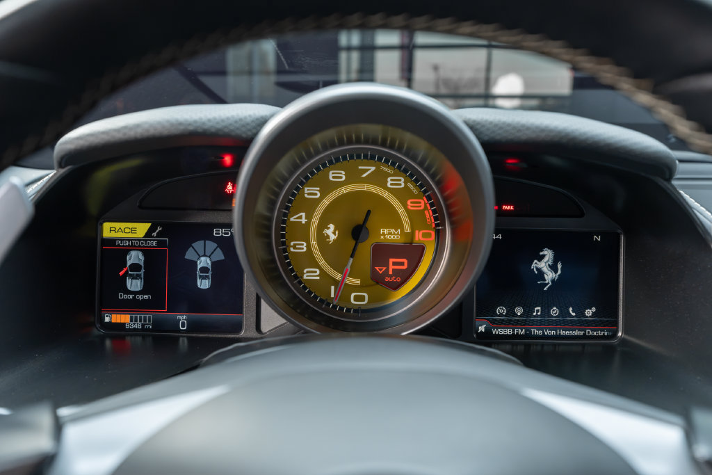 Used 2021 Ferrari 812 GTS RWD image 47