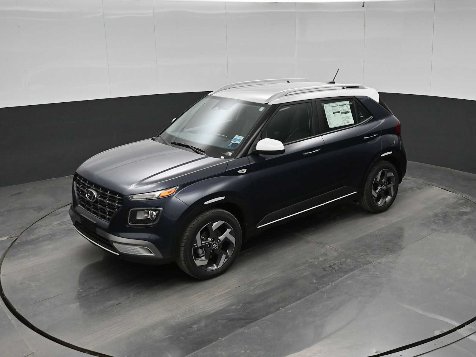 New 2026 Hyundai Venue SEL FWD image 25
