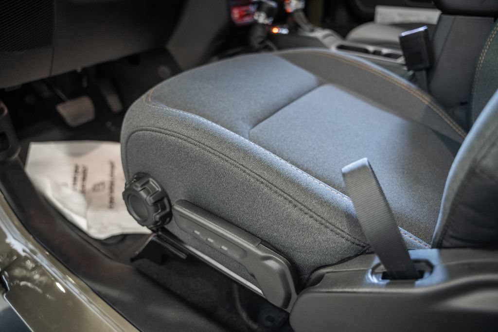 New 2026 Jeep Wrangler Sport AWD/4WD image 38