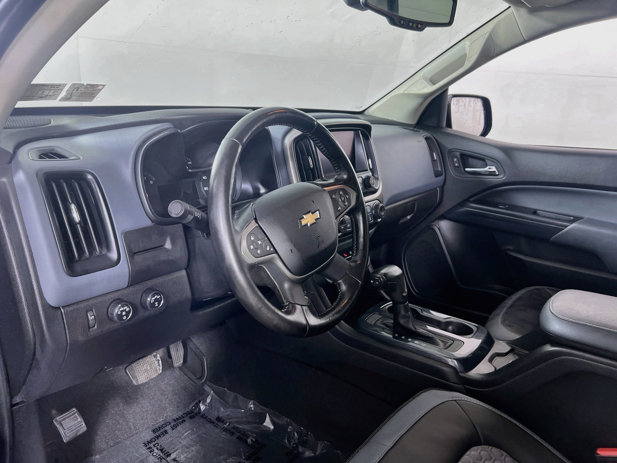 Used 2019 Chevrolet Colorado Z71 AWD/4WD image 9