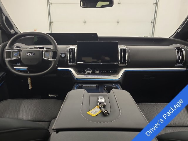 New 2027 Ford Expedition Max Platinum w/ Stealth Appearance Package AWD/4WD image 17