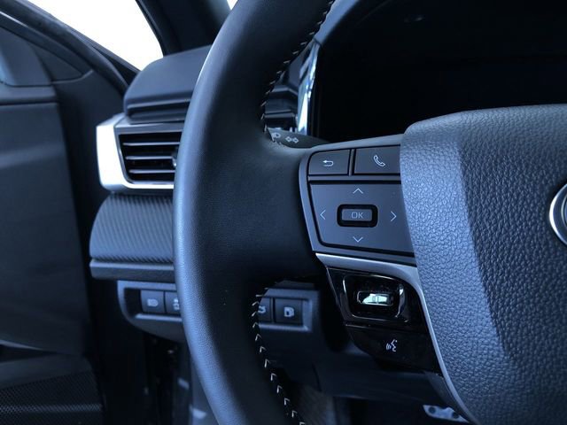 Certified 2025 Toyota Camry SE image 25