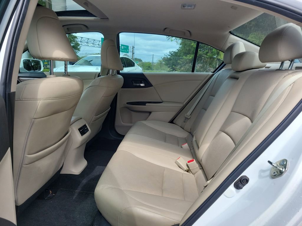 Used 2016 Honda Accord EX-L image 11