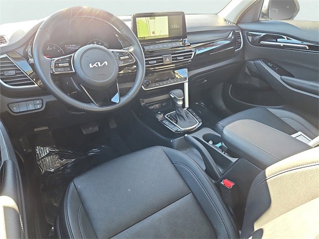 Certified 2023 Kia Seltos EX image 30