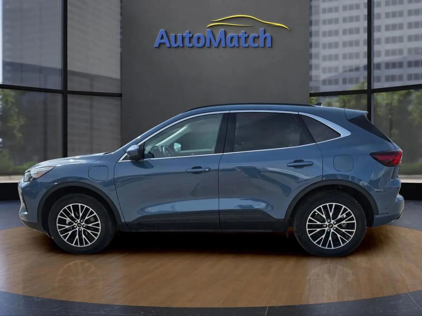 Used 2023 Ford Escape SE w/ PHEV Premium Package image 7