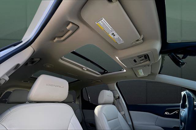 Used 2023 GMC Acadia Denali w/ Denali Technology Package image 24