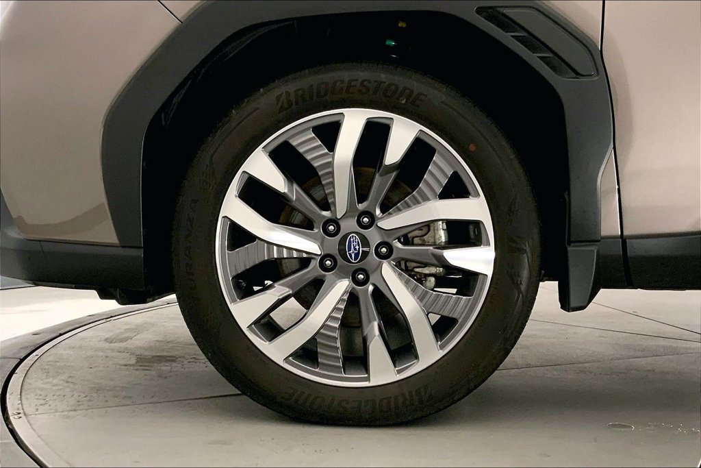 Used 2025 Subaru Forester Touring AWD/4WD image 8