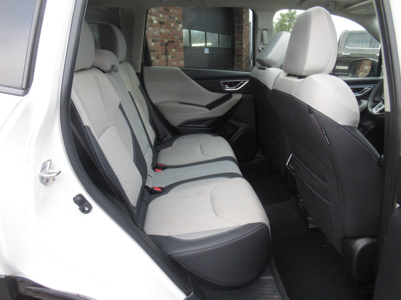 Used 2022 Subaru Forester Premium AWD/4WD image 9