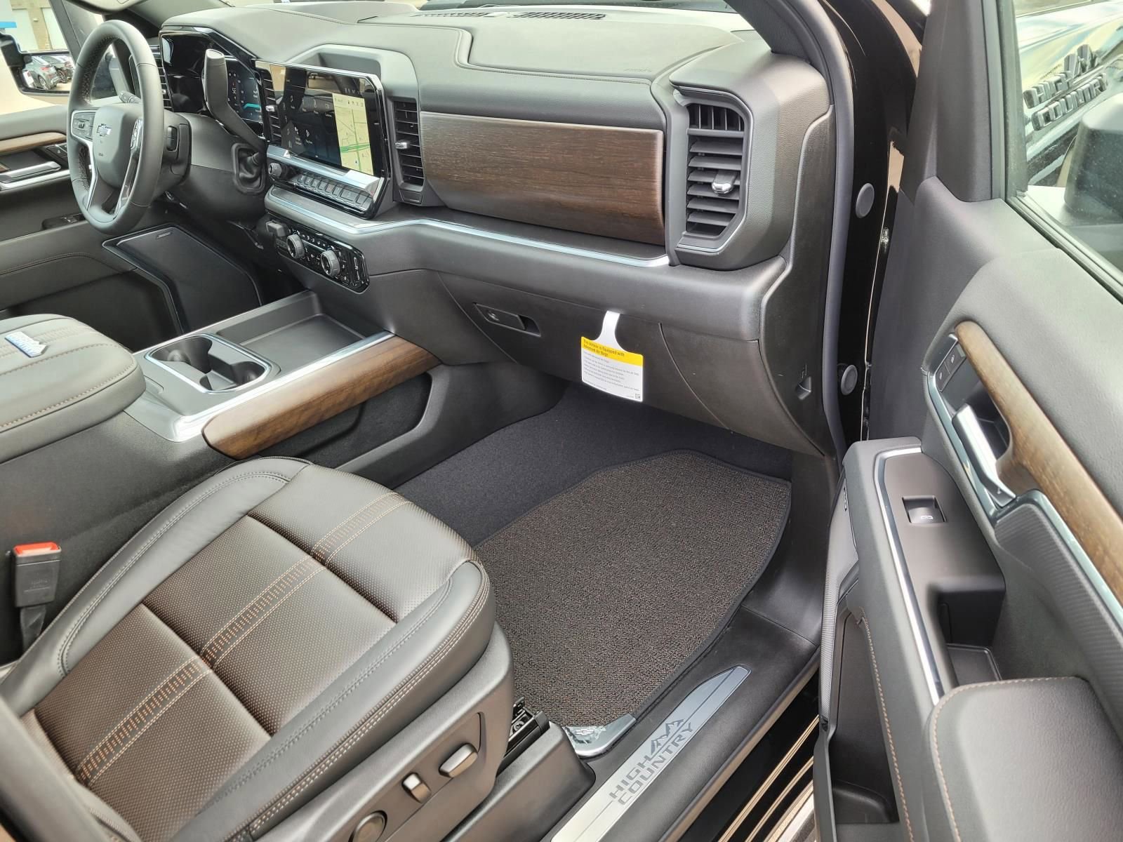 New 2026 Chevrolet Silverado 2500 High Country w/ Midnight Edition image 6