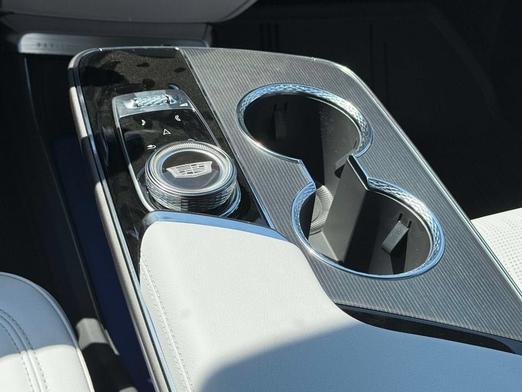 New 2026 Cadillac Lyriq Luxury RWD image 15