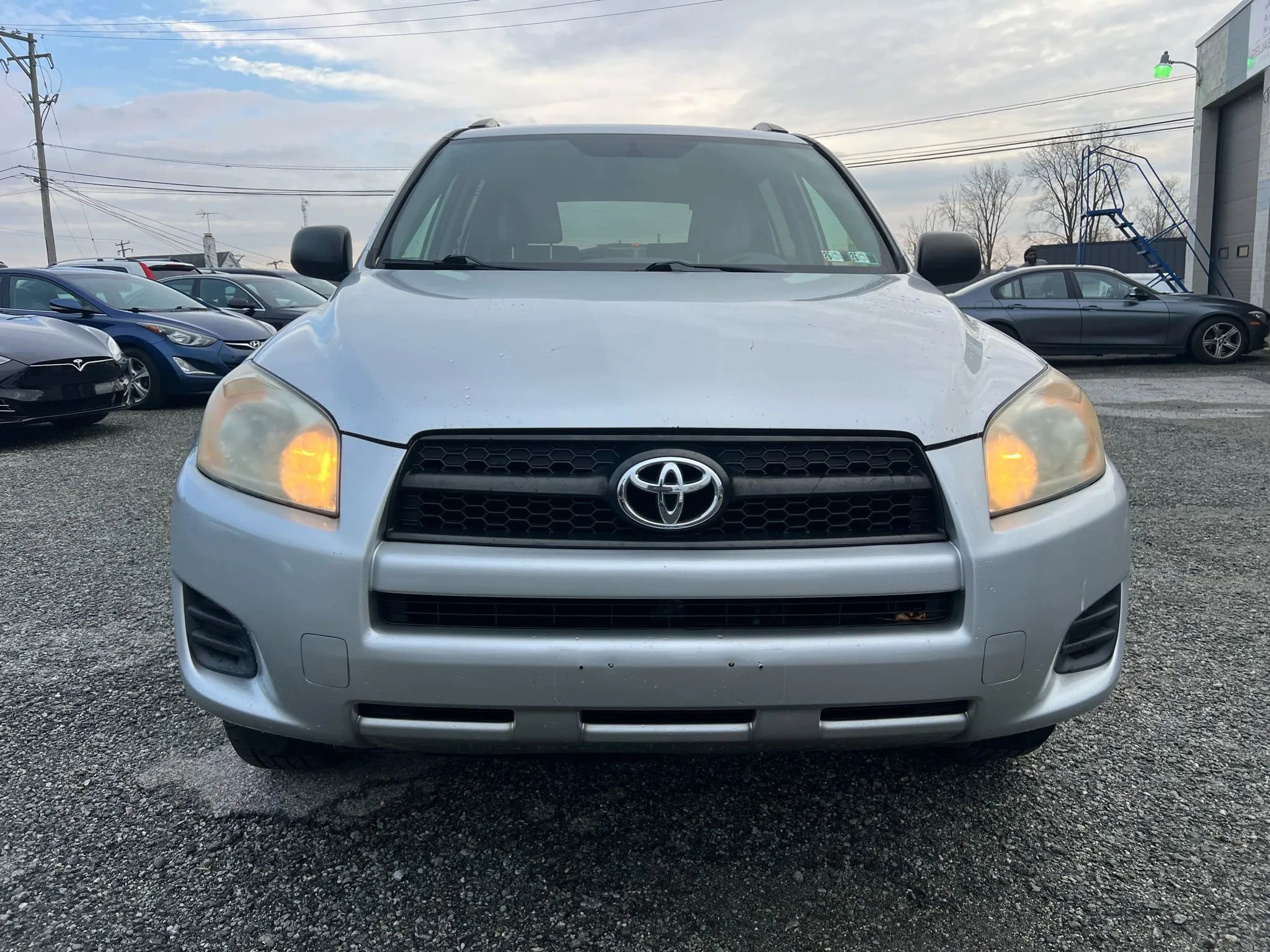 Used 2011 Toyota RAV4 4WD image 2