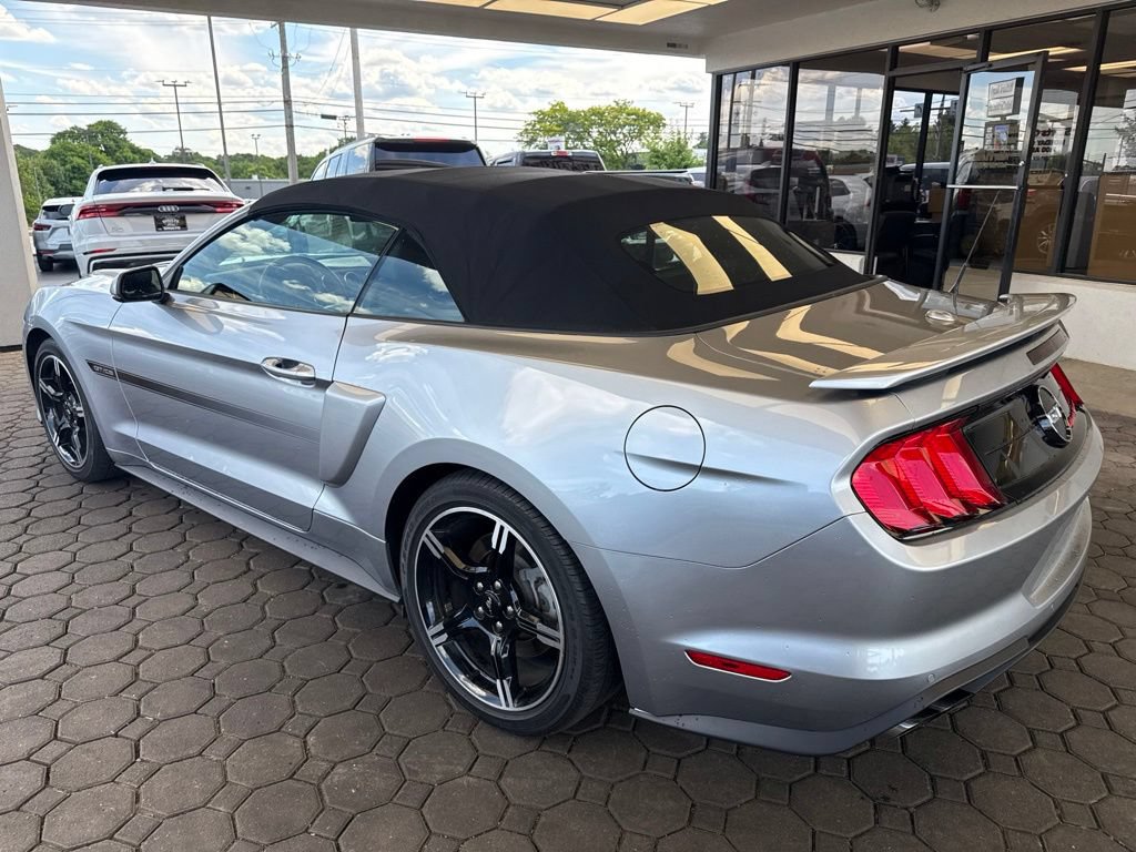 Used 2020 Ford Mustang GT Premium w/ Equipment Group 401A RWD image 8