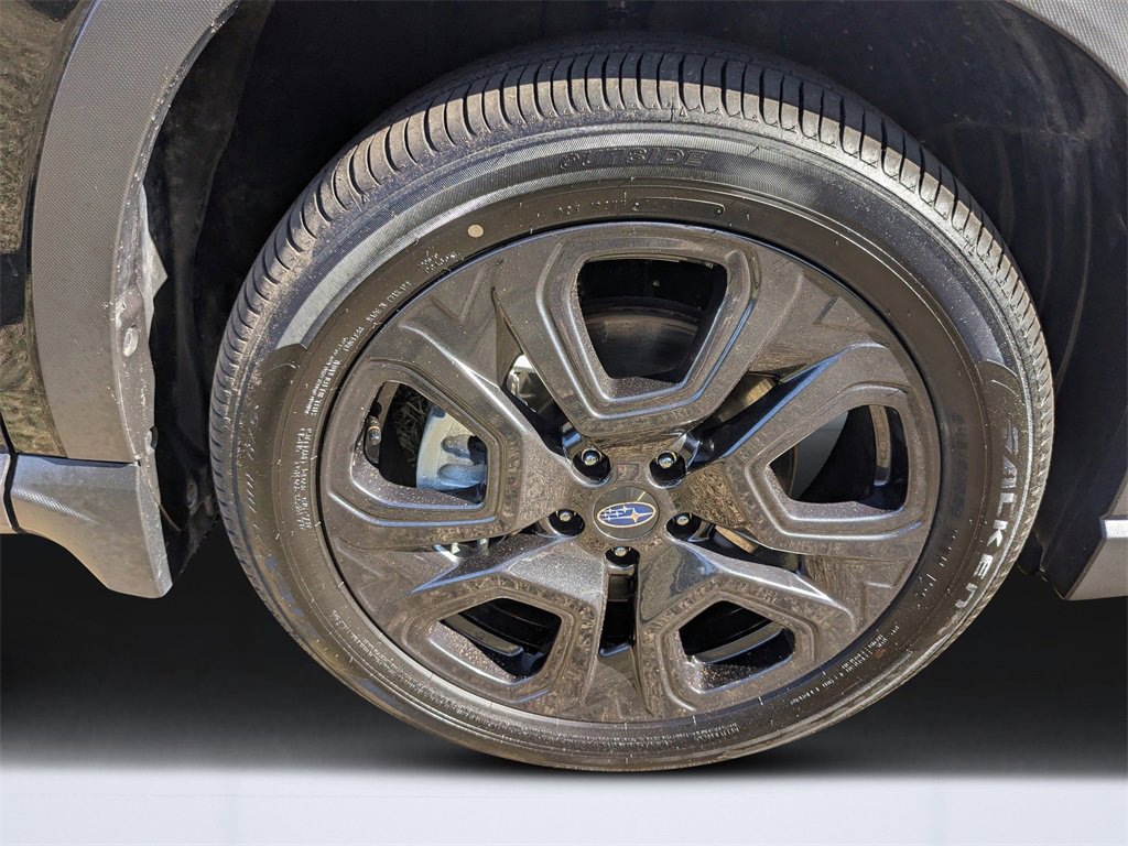 Certified 2025 Subaru Ascent Bronze Edition w/ Onyx Package image 10