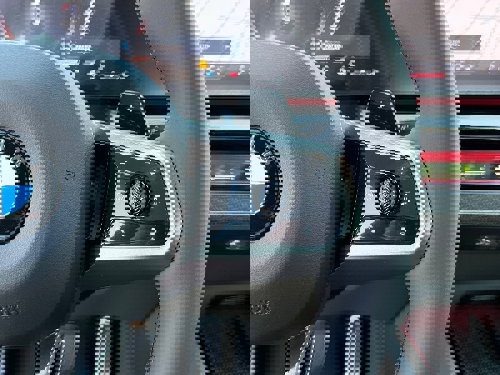 New 2026 BMW 540i xDrive image 26