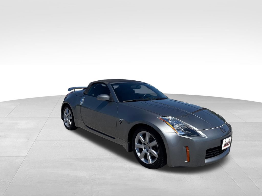 Used 2005 Nissan 350Z Touring RWD image 8