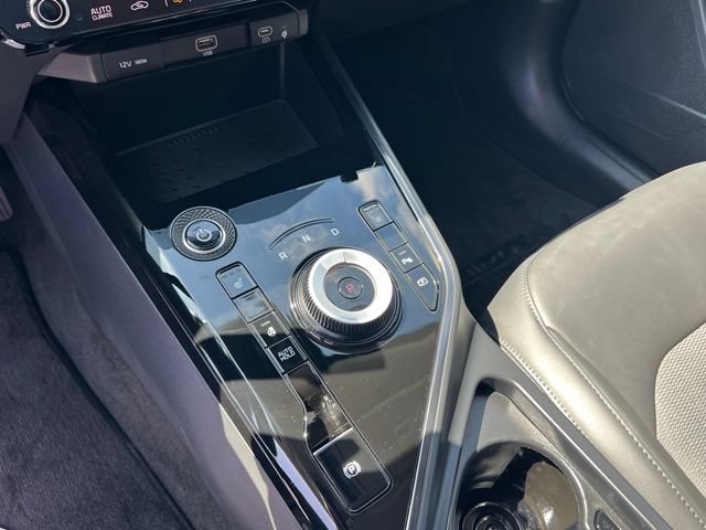 Certified 2024 Kia Niro Wind w/ Wind Preserve Package FWD image 21