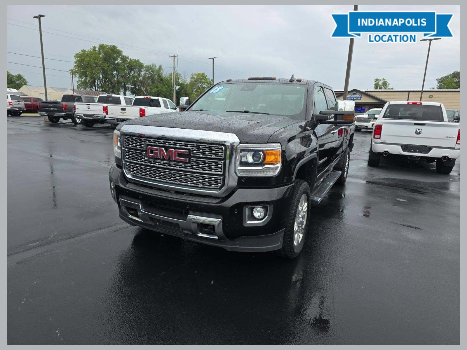 Used 2018 GMC Sierra 2500 Denali w/ Suspension Package, Off-Road AWD/4WD image 1