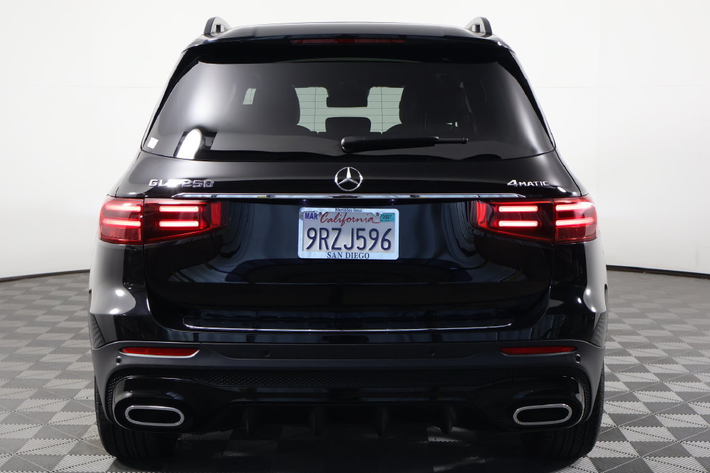 Certified 2024 Mercedes-Benz GLB 250 4MATIC image 5