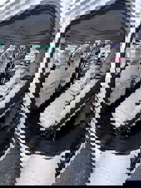 Used 2016 Ford Explorer Platinum AWD/4WD image 30