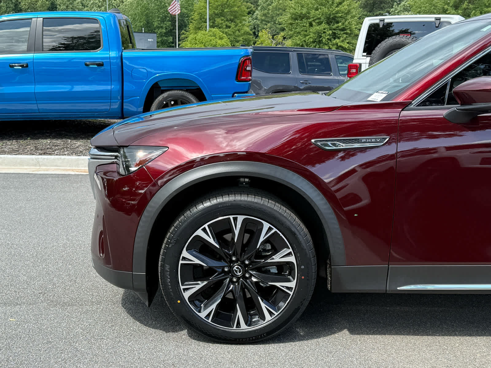 Used 2024 MAZDA CX-90 Plug-In Hybrid w/ Premium Plus AWD/4WD image 11