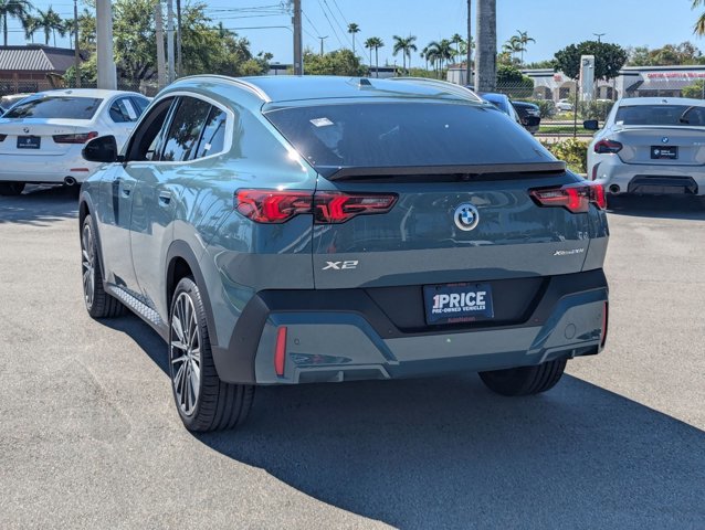 Used 2025 BMW X2 xDrive28i w/ Premium Package image 8