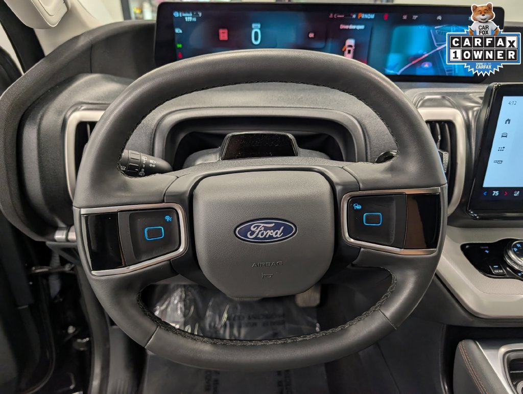 Used 2025 Ford Expedition Active AWD/4WD image 19