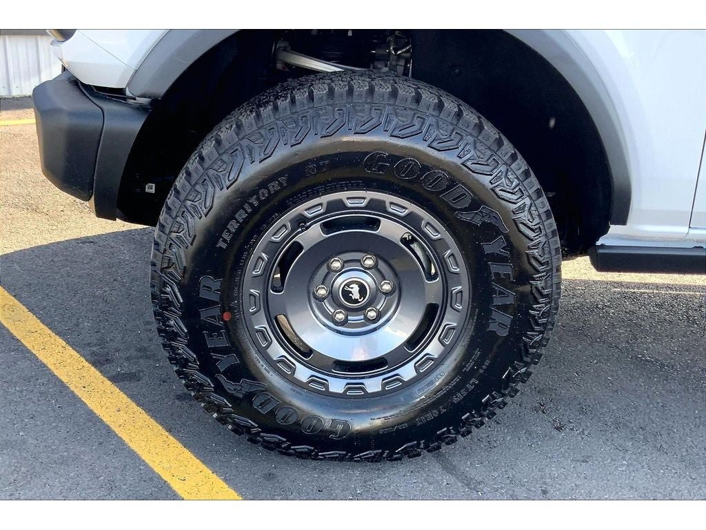 New 2025 Ford Bronco Badlands w/ Sasquatch Package AWD/4WD image 13
