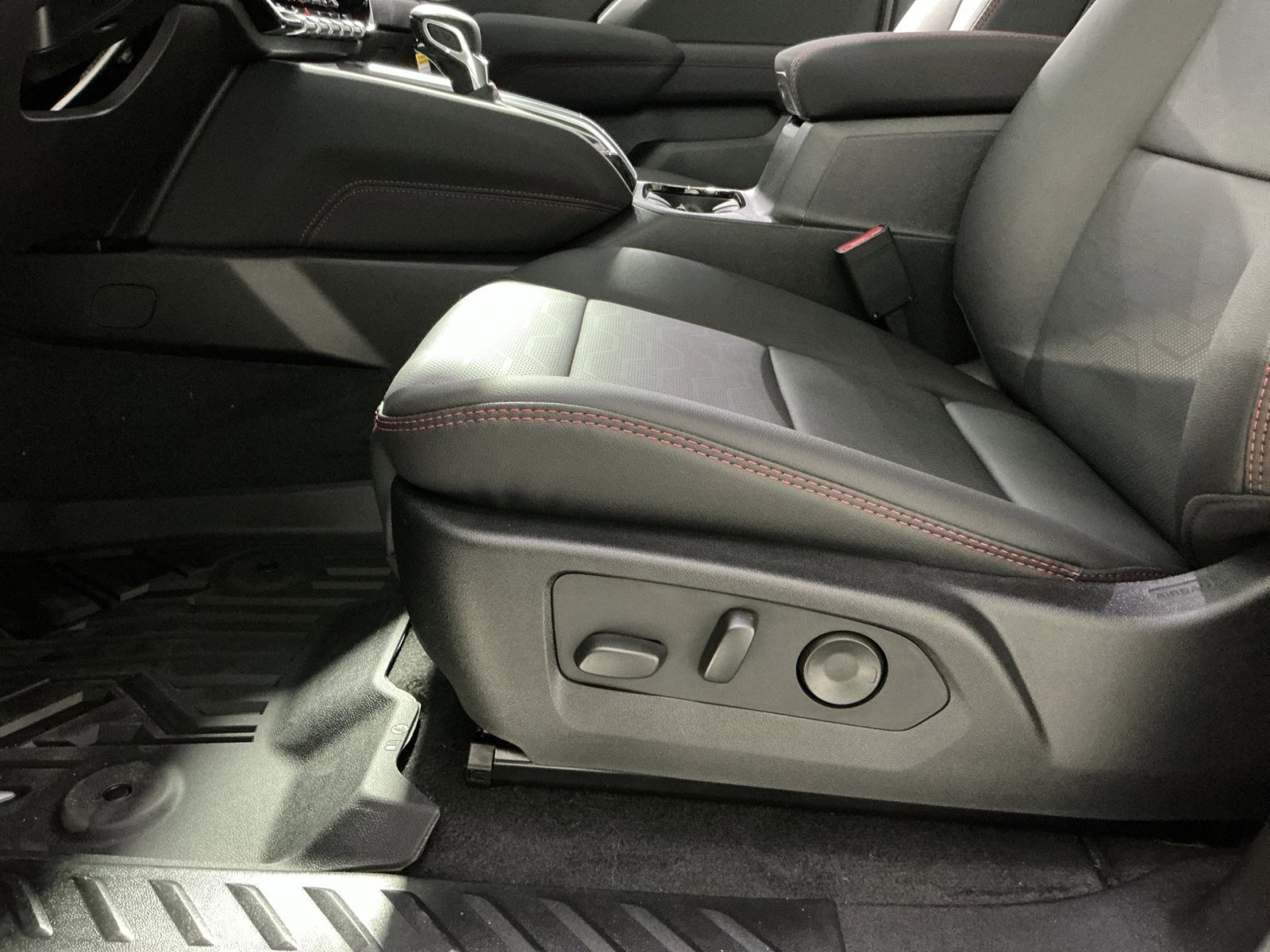 New 2026 Chevrolet Colorado Z71 w/ Z71 Convenience Package 2 image 22